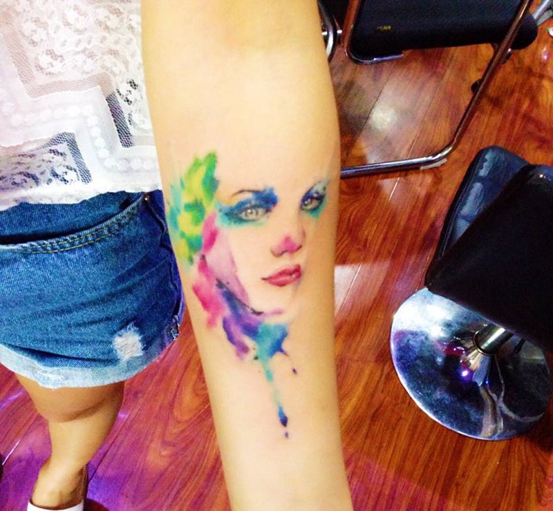 彩妆纹身图片
