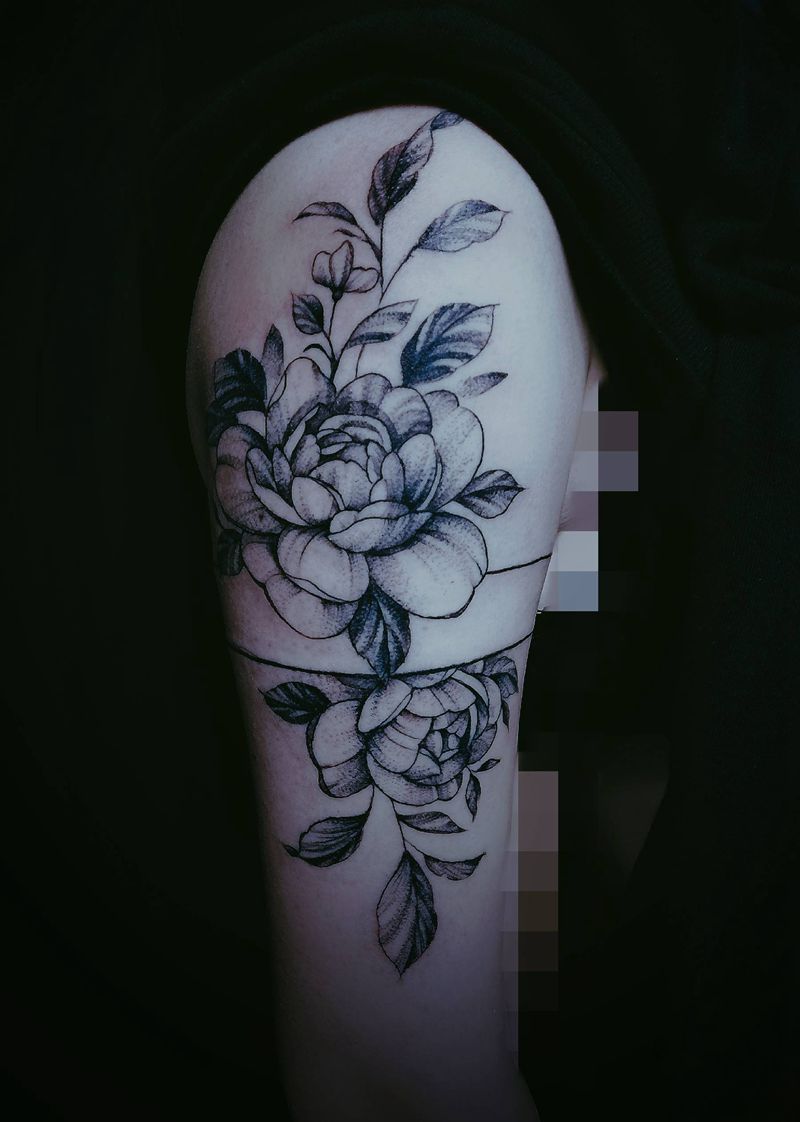 素花纹身图片_肩部纹身图案