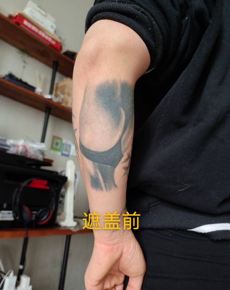 荷花纹身图片_手臂新传统水彩纹身图案