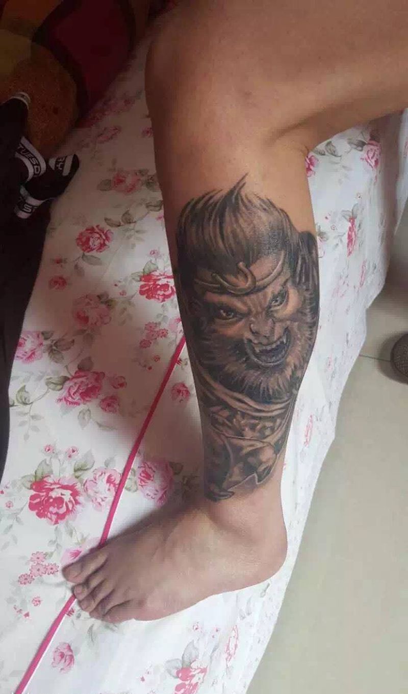 斗战圣佛纹身图片