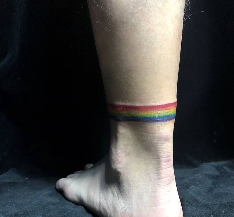 彩虹脚环纹身图片_腿部脚部纹身图案