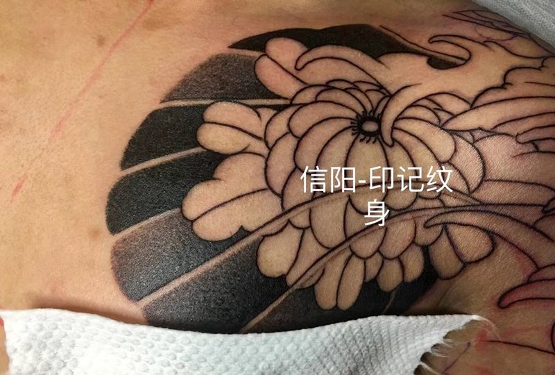 半甲纹身图片_老传统纹身图案