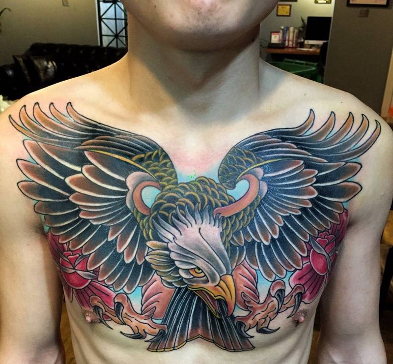 美国鹰纹身图片_成品胸部欧美动物纹身图案