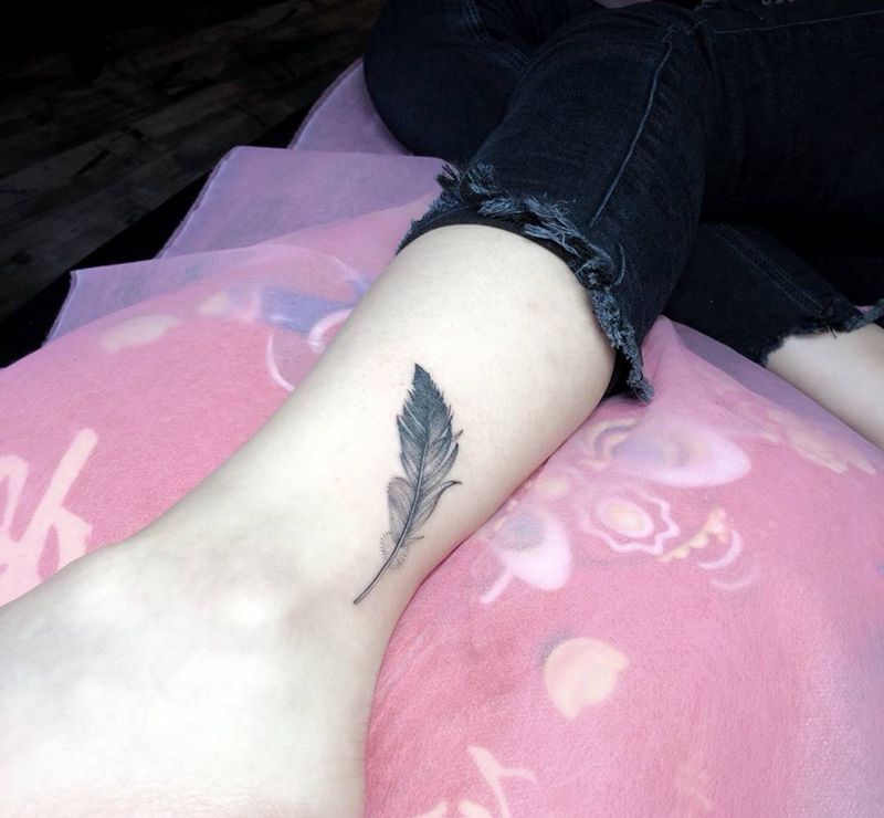 羽纹身图片