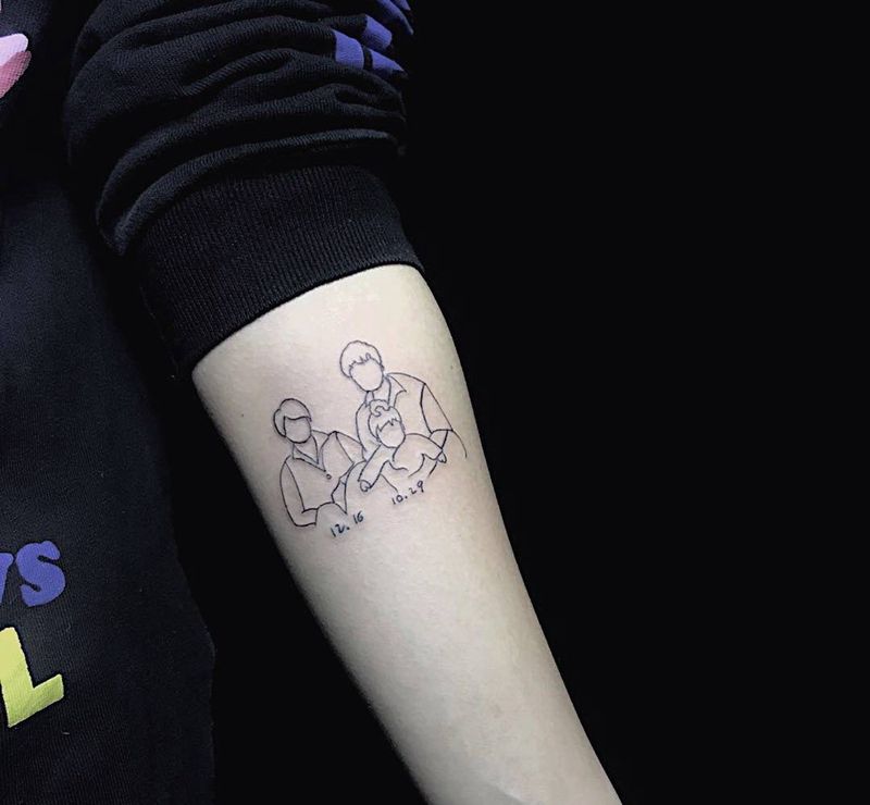 family纹身图片_手臂纹身图案
