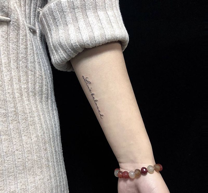 英文纹身图片_手臂花体字纹身图案