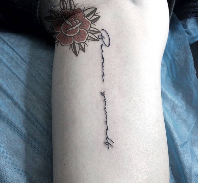 英文纹身图片_手臂花体字纹身图案