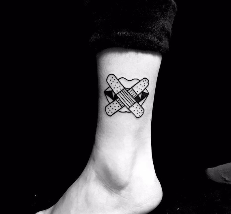 old school纹身图片_腿部Old School纹身图案