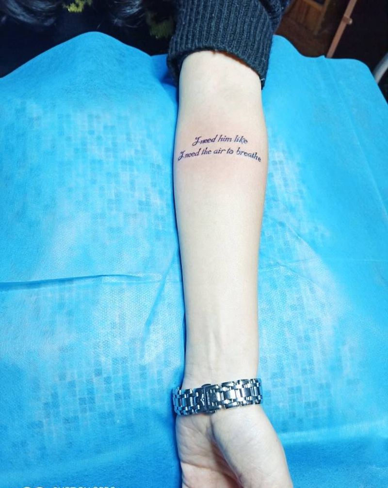 字母小文身纹身图片