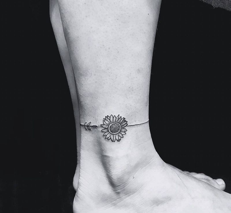 脚环纹身图片_脚部纹身图案