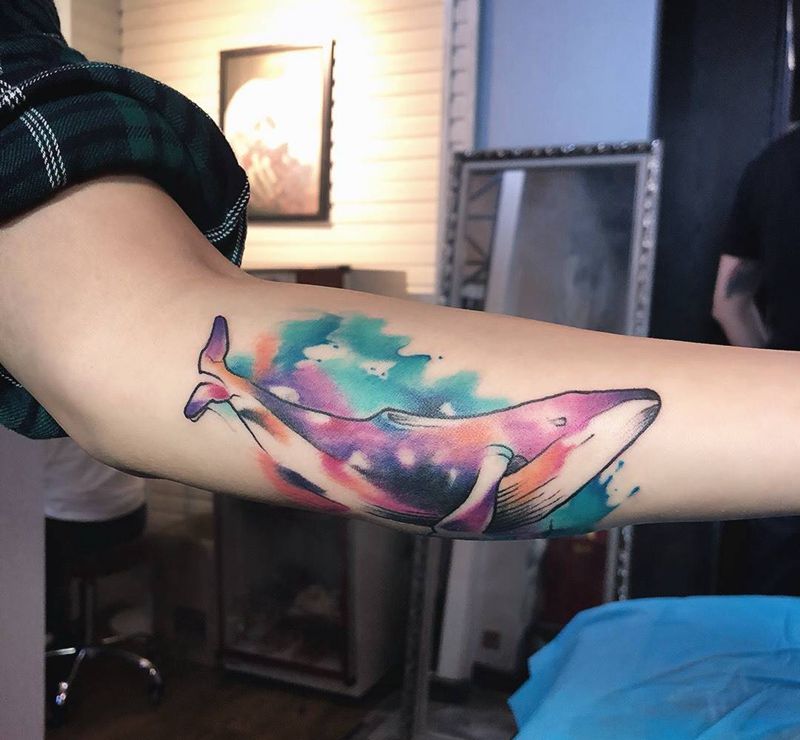 水彩纹身图片_手臂水彩纹身图案