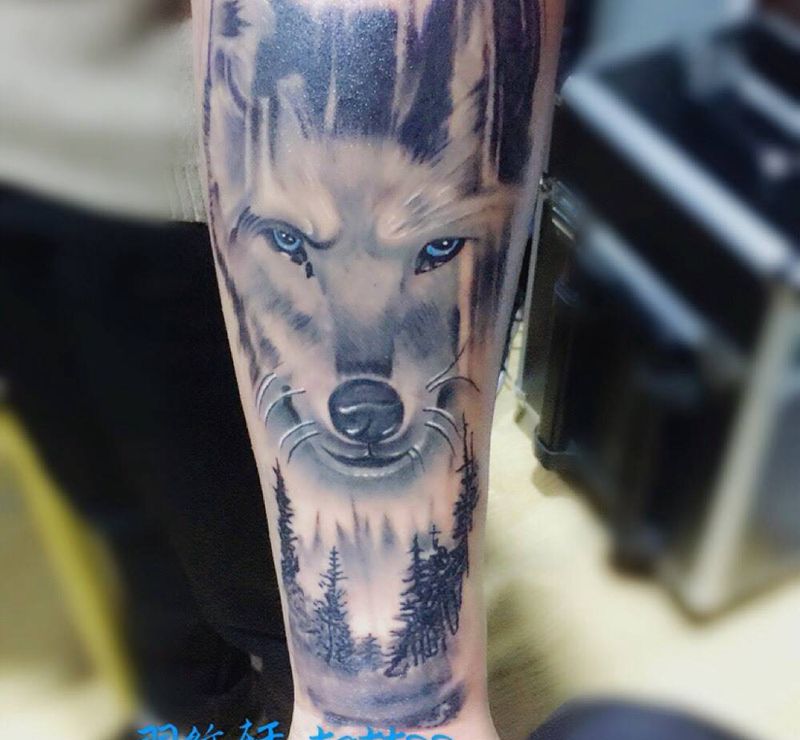 森林狼纹身图片_成品手臂欧美动物纹身图案