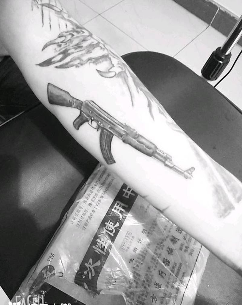 AK47纹身图片