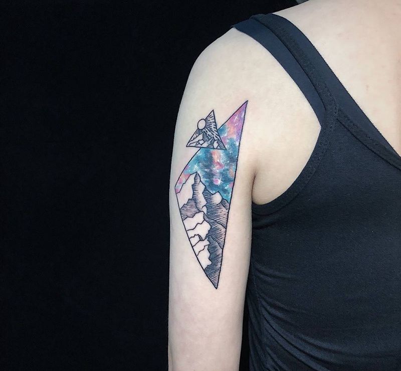 山纹身图片_手臂纹身图案