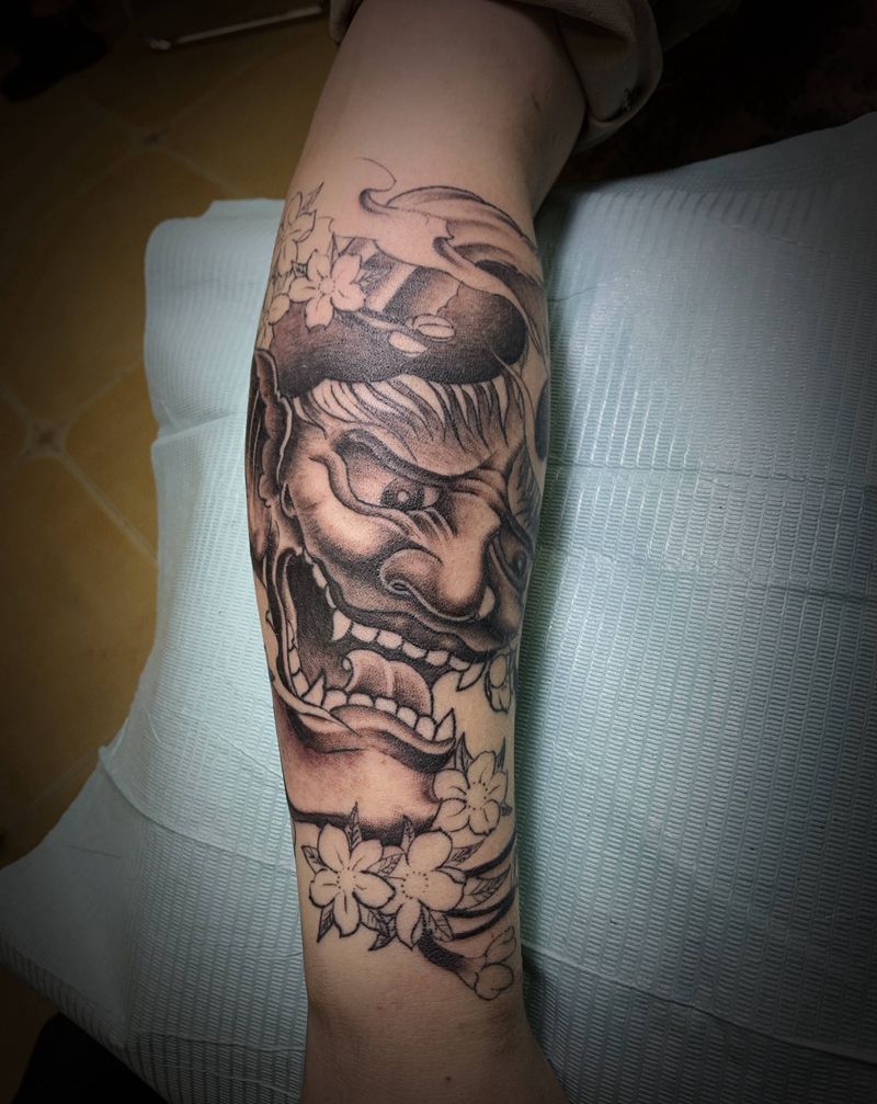 别人做的线条来我这上色纹身图片_手臂纹身图案