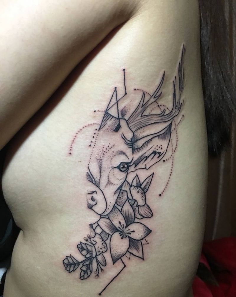 几何点刺侧腰鹿头纹身图片