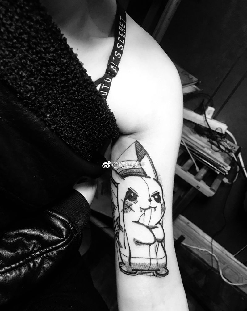 皮卡丘纹身图片