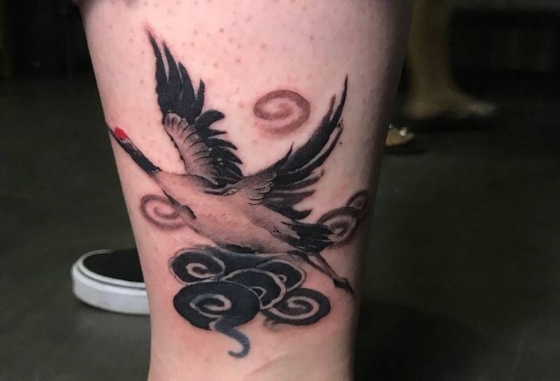 仙鹤遮盖纹身图片_成品腿部传统习俗清新国画动物纹身图案