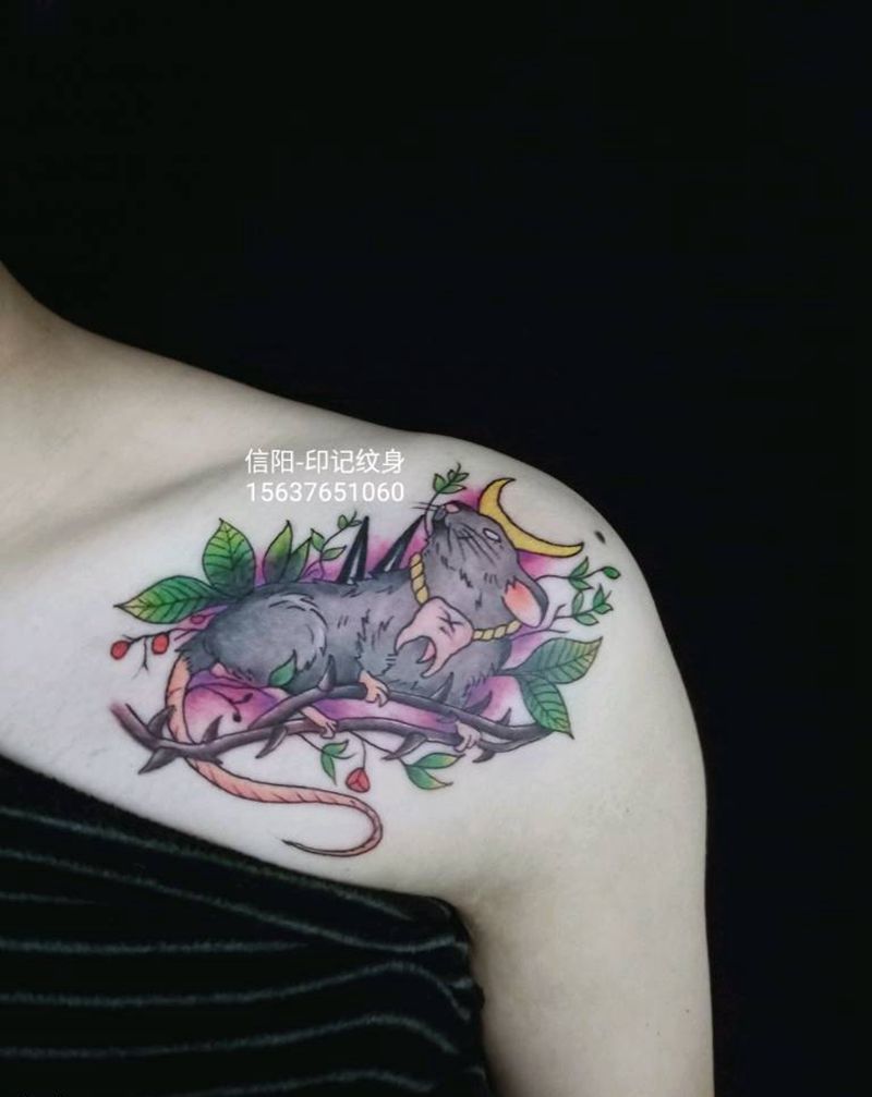 鼠纹身图片_肩部纹身图案