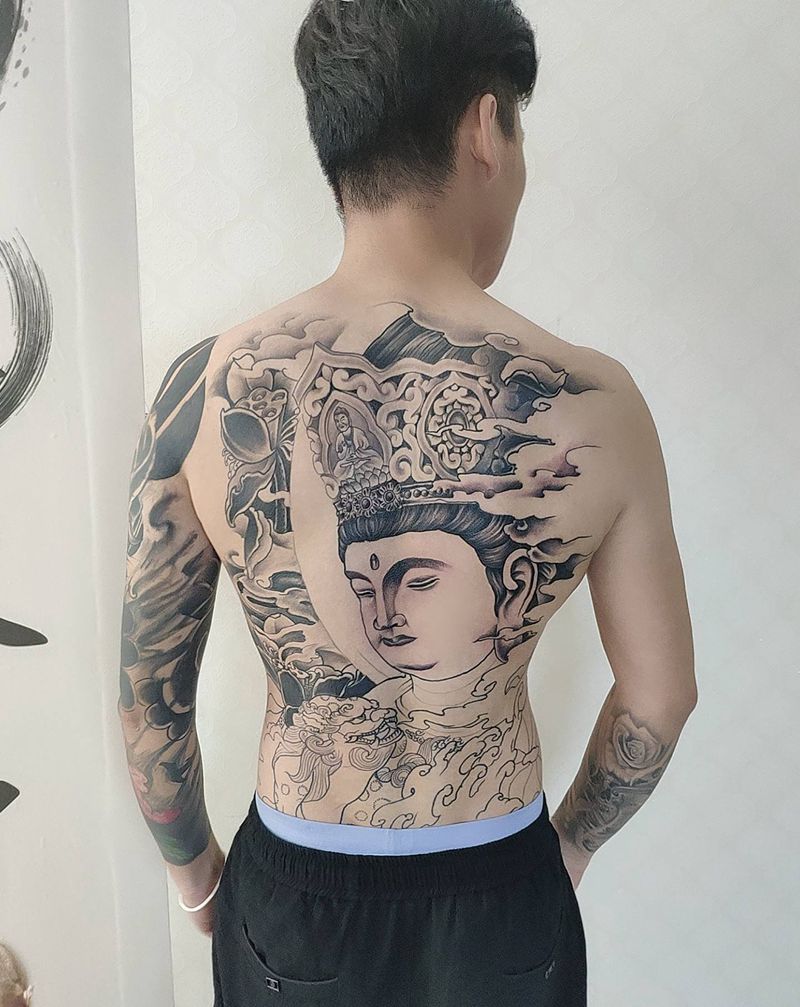 文殊菩萨纹身图片_背部新传统纹身图案