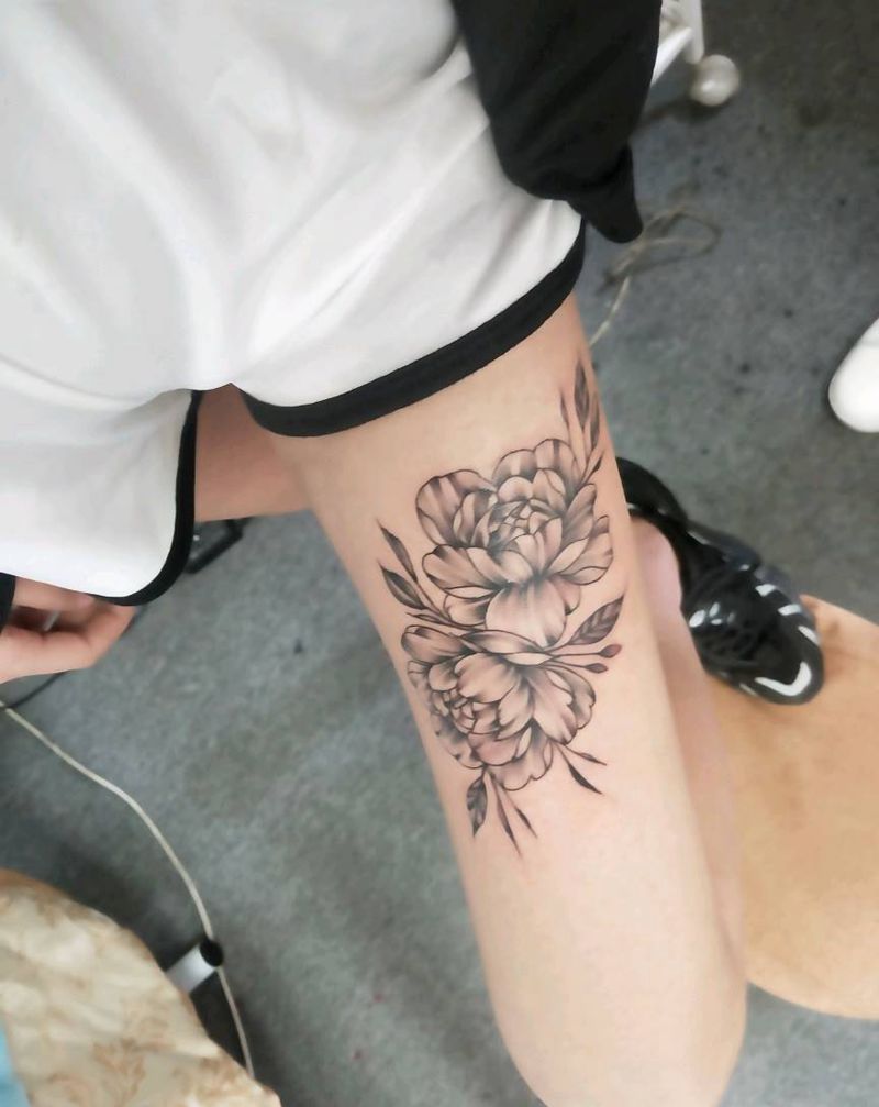 素花纹身图片_腿部点刺纹身图案