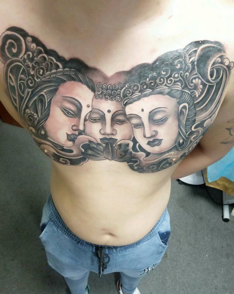 三面佛纹身图片_胸部老传统纹身图案
