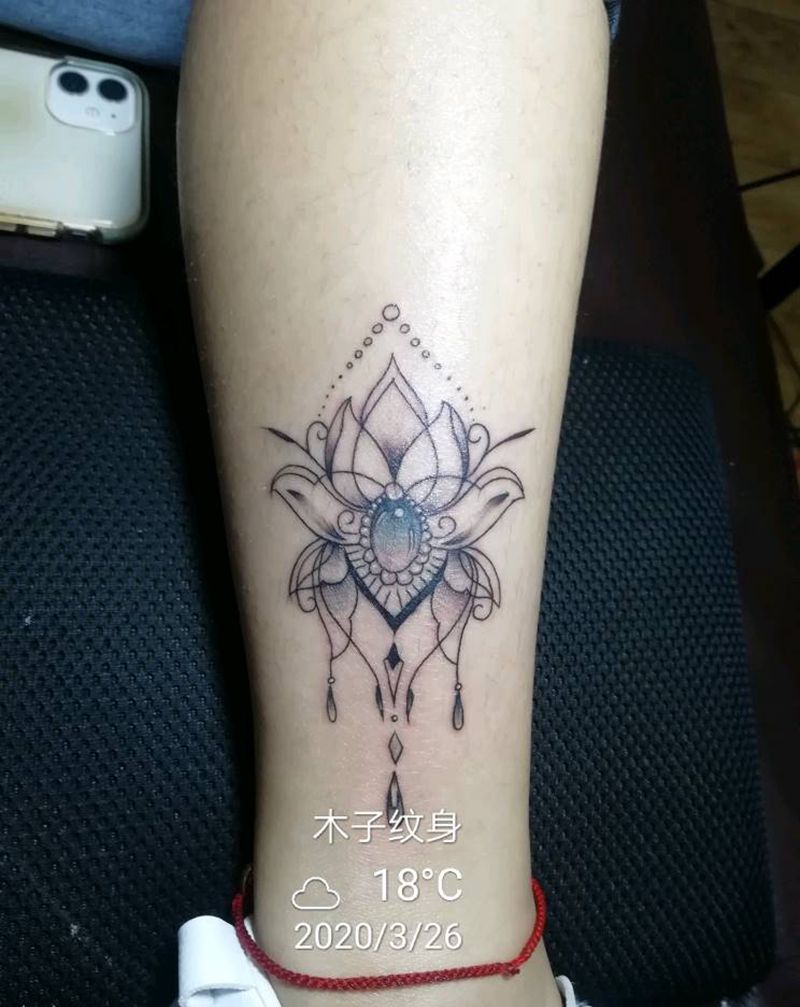 小清新纹身图片_腿部纹身图案