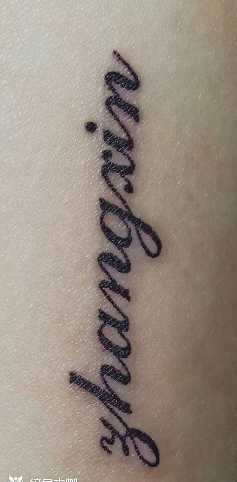 小字母纹身图片_手臂纹身图案