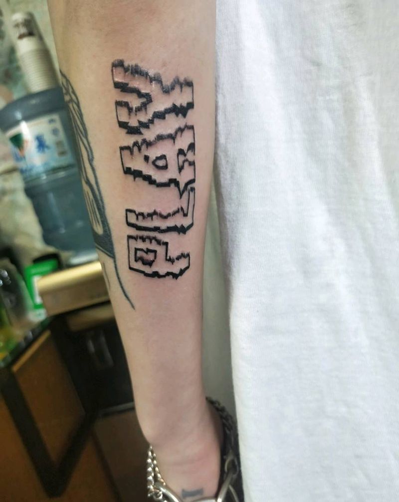 play纹身图片_手臂花体字纹身图案