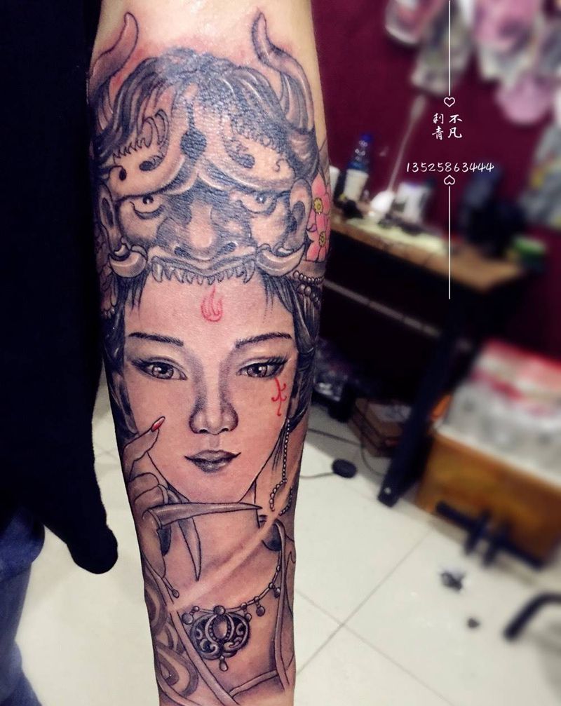 艺姬包小臂遮盖疤痕纹身图片_成品手臂传统人物动物艺姬遮盖艺妓纹身图案