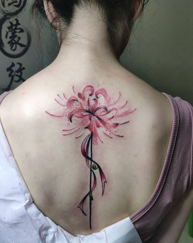 彼岸花纹身图片_背部新传统纹身图案