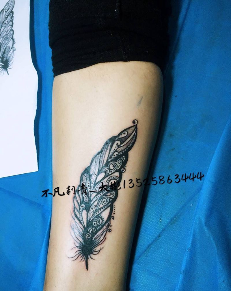 羽毛纹身图片