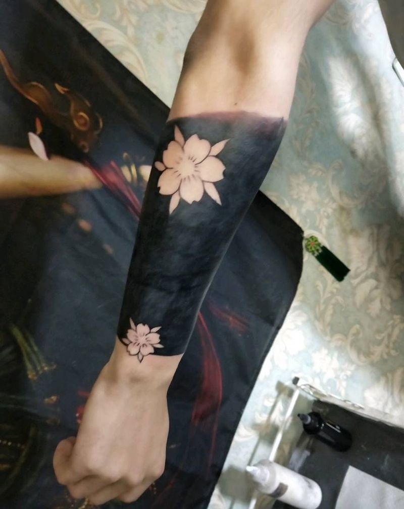 黑臂遮盖纹身图片_手臂水墨纹身图案