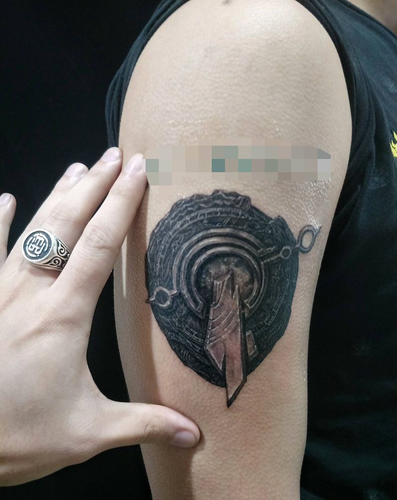 巨神峰纹身图片_手臂欧美写实巨神峰纹身图案