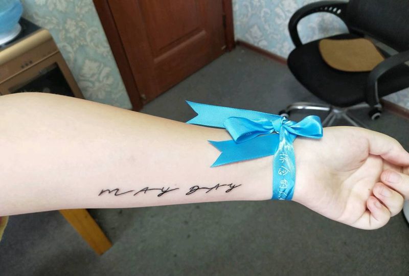 字母纹身图片_手部手臂纹身图案