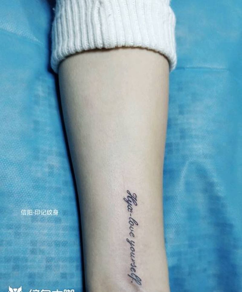 字母纹身图片_小清新纹身图案