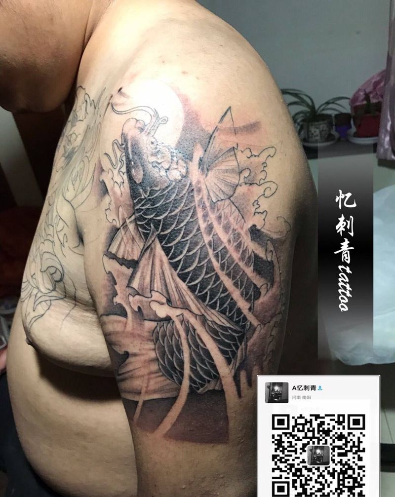 鲤鱼纹身图片