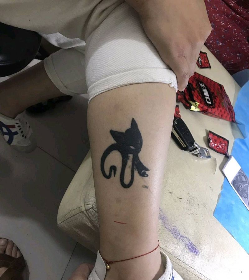 遮盖纹身图片_腿部纹身图案