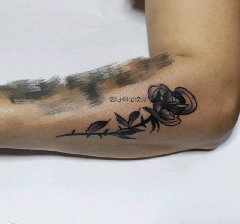 玫瑰花纹身图片_手臂New School纹身图案