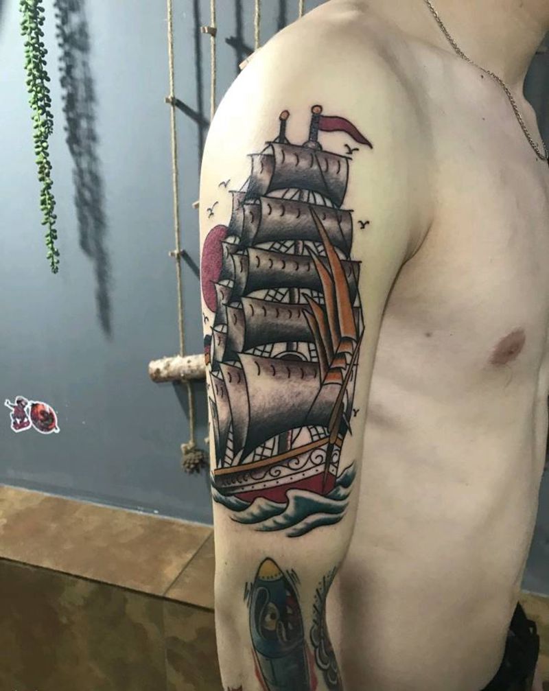大臂帆船纹身图片