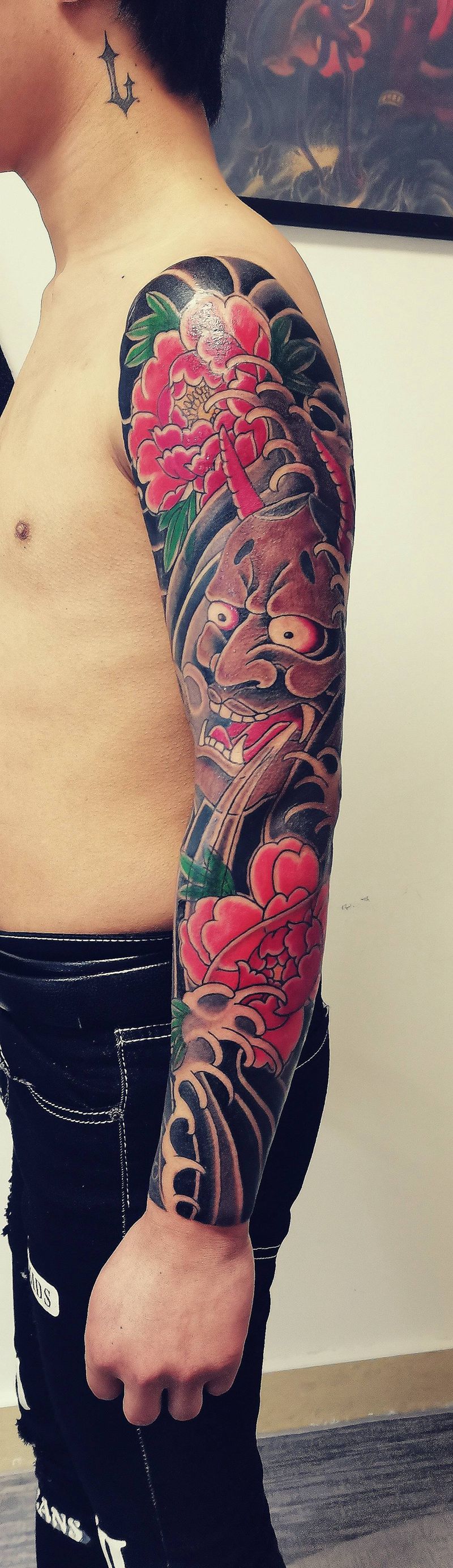 老传统花臂纹身图片_手臂老传统纹身图案