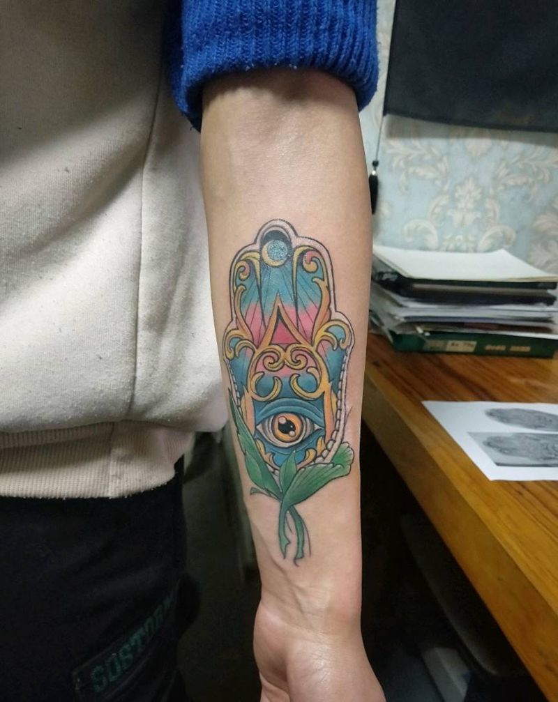 上帝之眼纹身图片_手臂Old School纹身图案