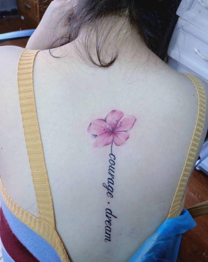 花纹身图片_背部纹身图案