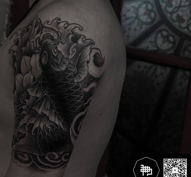 重组自己纹身图片_手部手臂新传统纹身图案