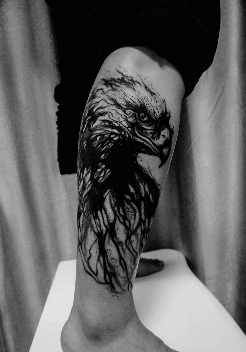 鹰纹身图片_脚部腿部水墨水彩纹身图案