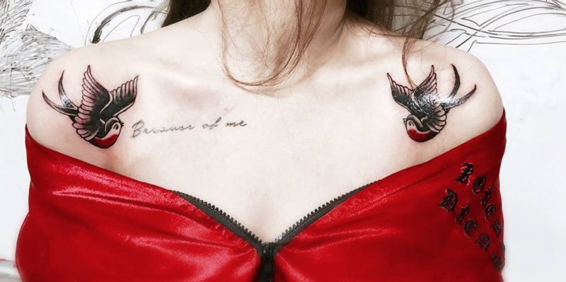 Swallow纹身图片_成品肩部欧美传统动物图腾纹身图案