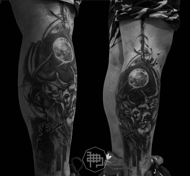 鹿纹身图片_成品动物国画欧美写实腿部原创纹身图案