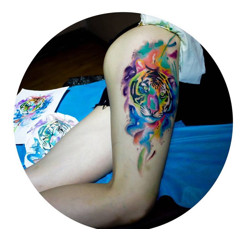 水彩虎纹身图片