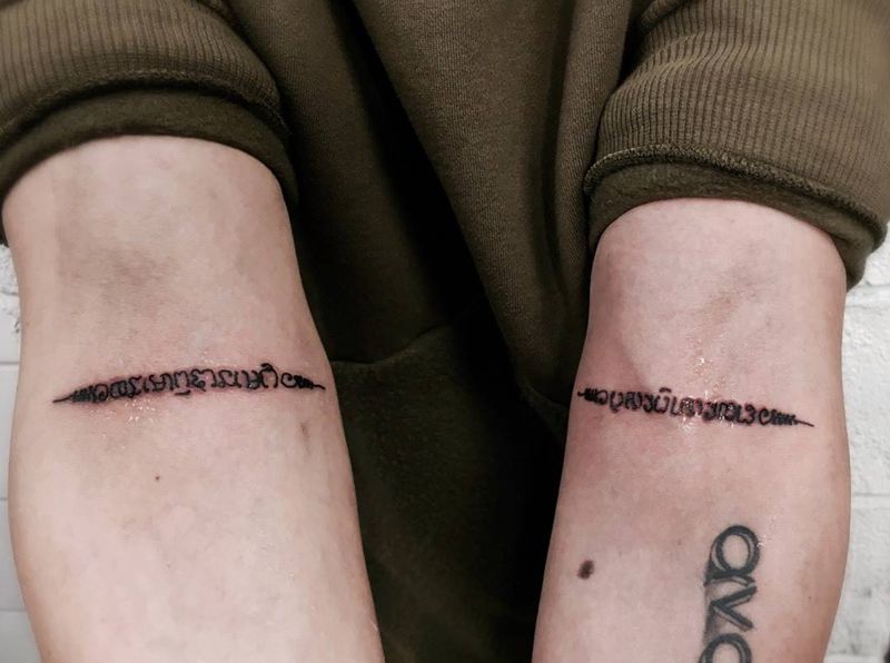 Three.纹身图片_成品手臂腿部清新宗教人物字符纹身图案