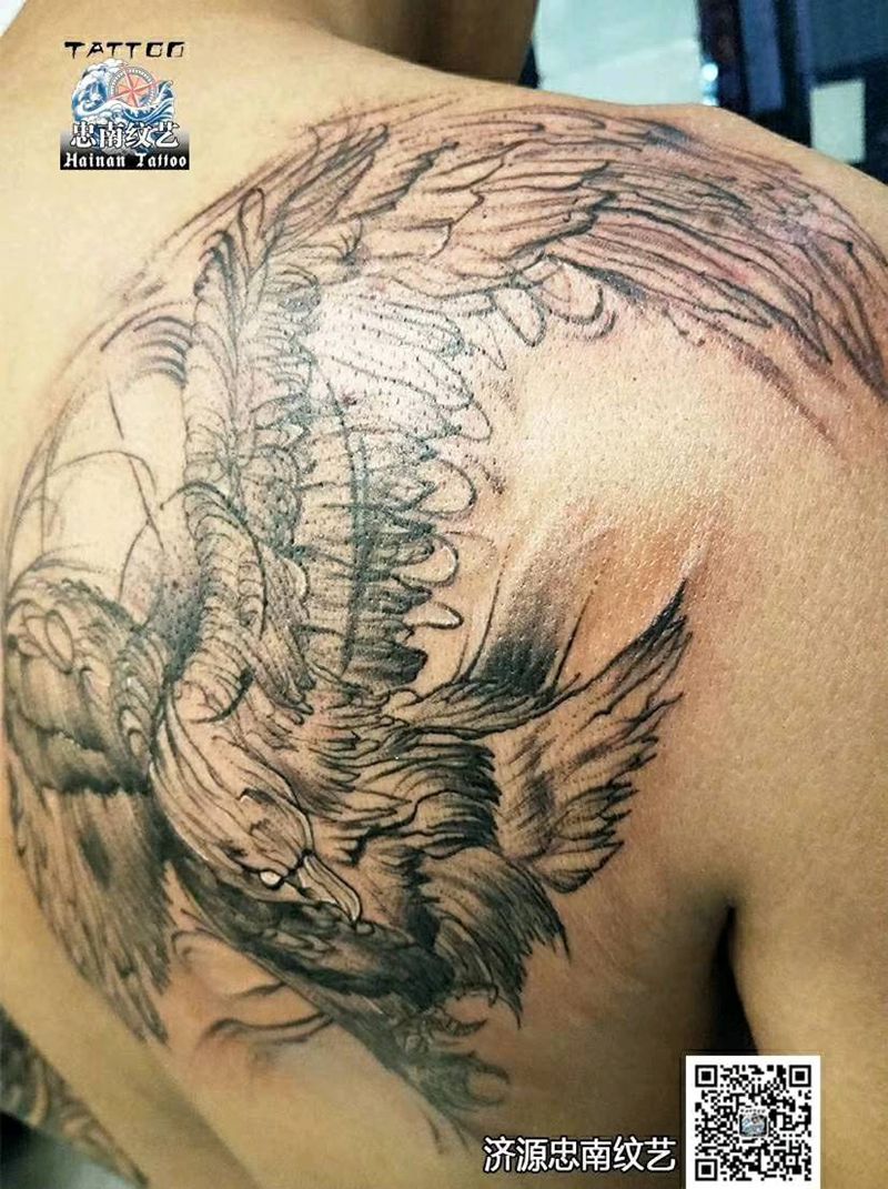 鹰纹身图片